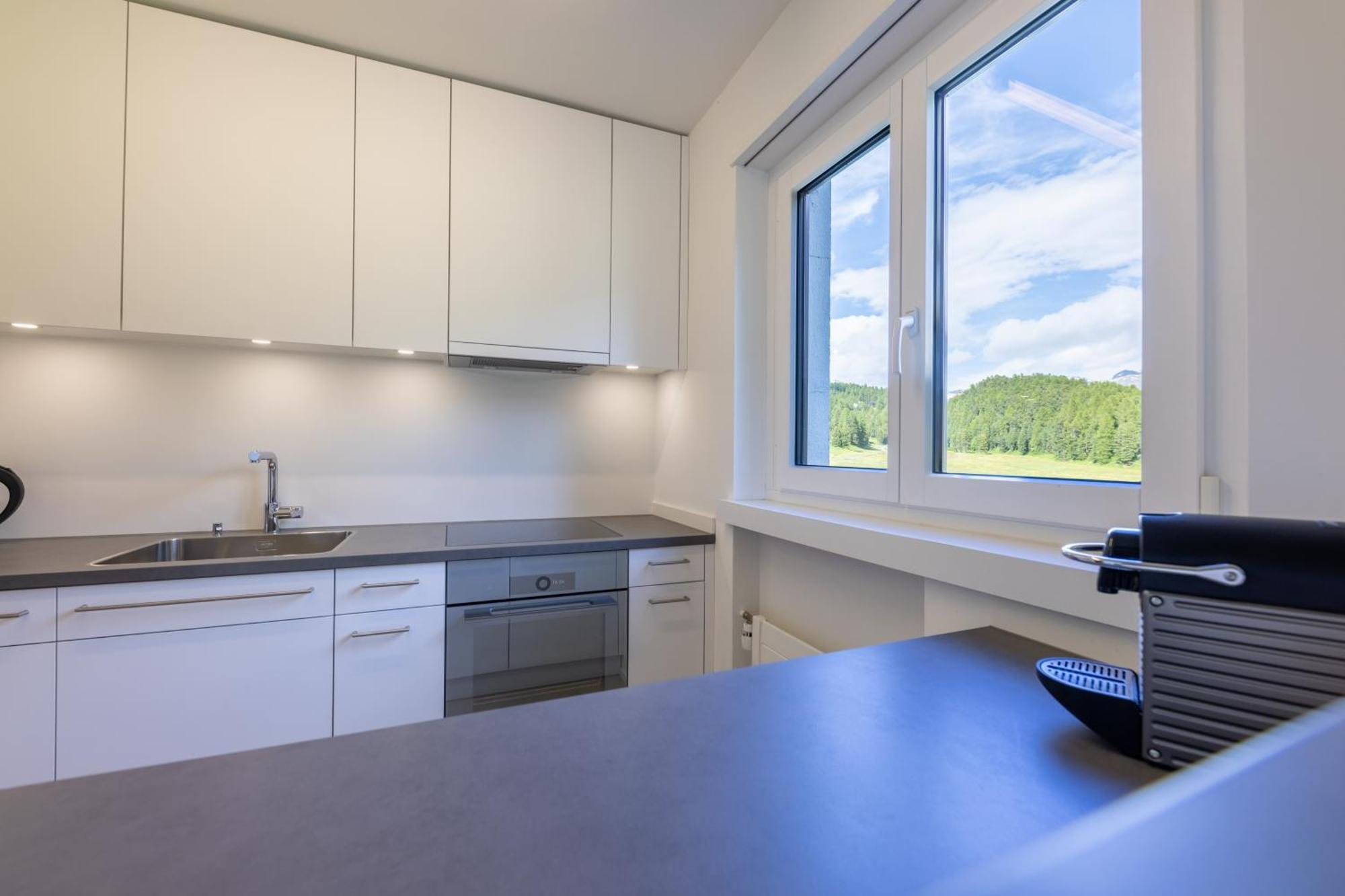 Cosy Apartment Facing Piz Rosatsch St. Moritz Luaran gambar